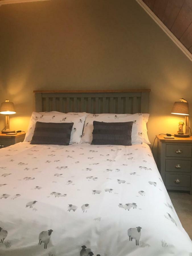 Scourie Guesthouse エクステリア 写真